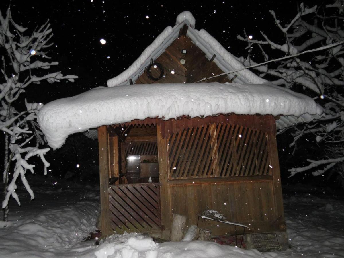 Holiday Home Tihiy Dvor Mykulychyn Eksteriør billede